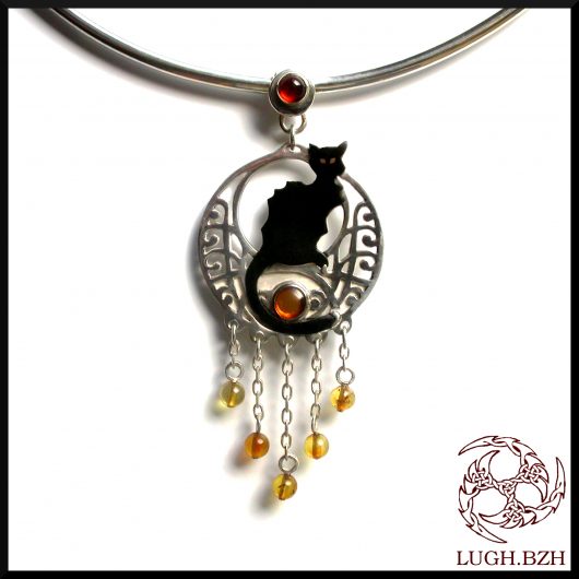 Kazh Du - Collier en or, argent, ambre et ébène - Gold, silver, amber and ebony necklace
